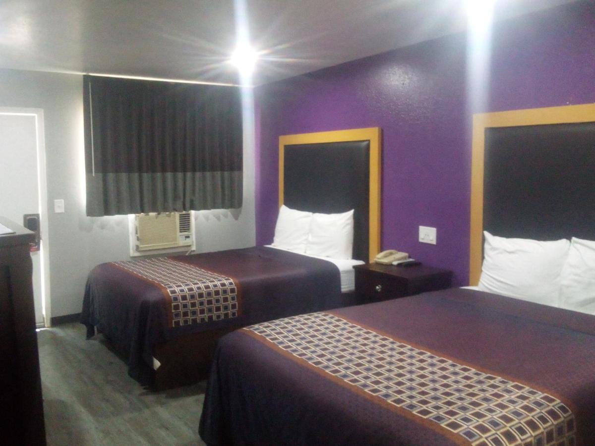Coachman'S Inn & Suites Waldron Buitenkant foto